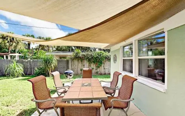 2275 Hawthorne Street Home