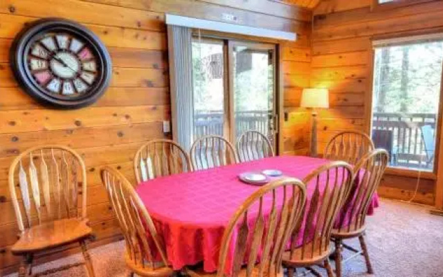 Treetops Cabin