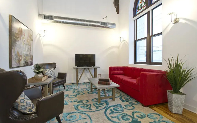 Charming 2BR in Wicker Park by Sonder