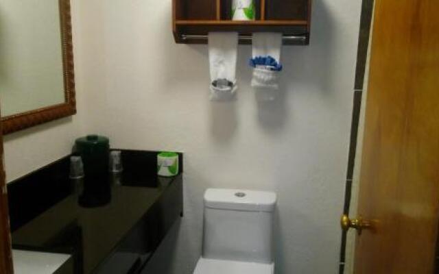 HomeTown Inn By OYO Lakin, KS