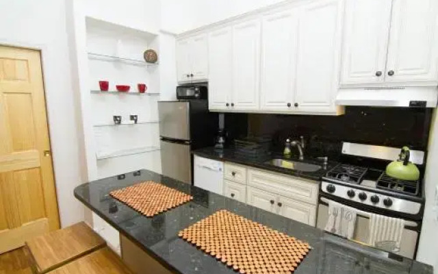Superior Gramercy Apartments