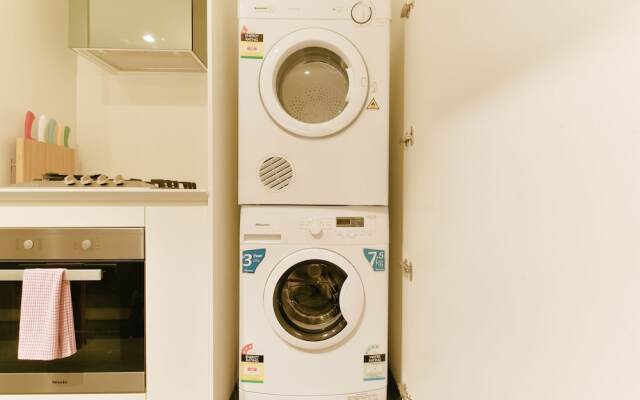 EQ Apartment
