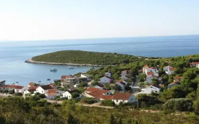 The Sea House Apartments