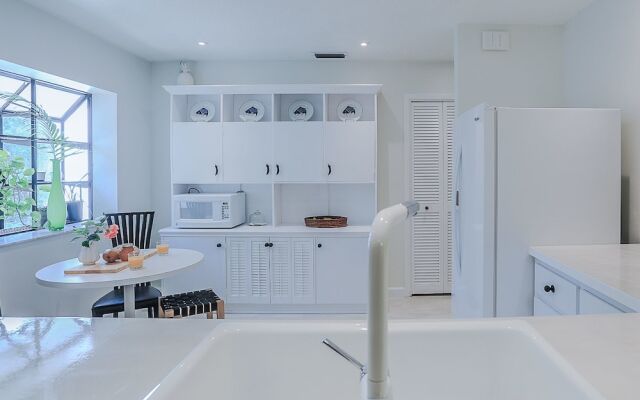 Sarasota 33 - 2 Br Home