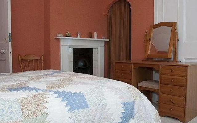Glanhelyg B&B