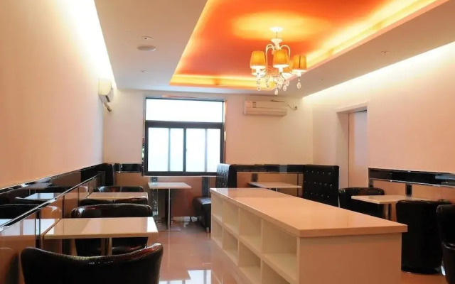 Zhengzhou Zijun Fashion Hotel