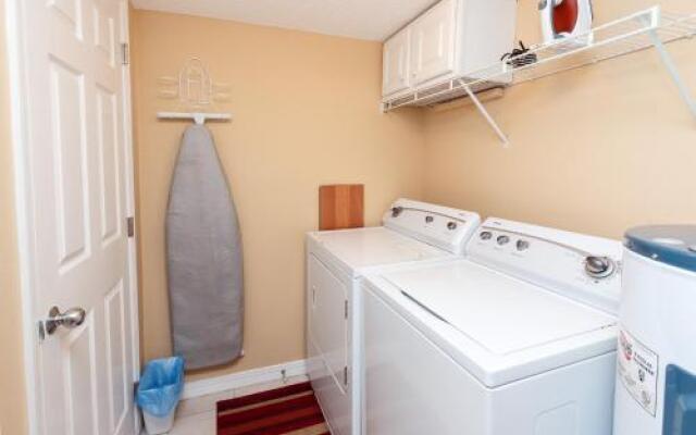 Gulf Dunes 302: Relaxing beach getaway, WIFI,pool,tennis,BBQ,FREE BCH SV