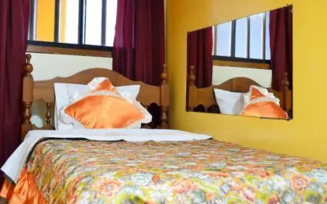 Hostal Chachapoyas 1068