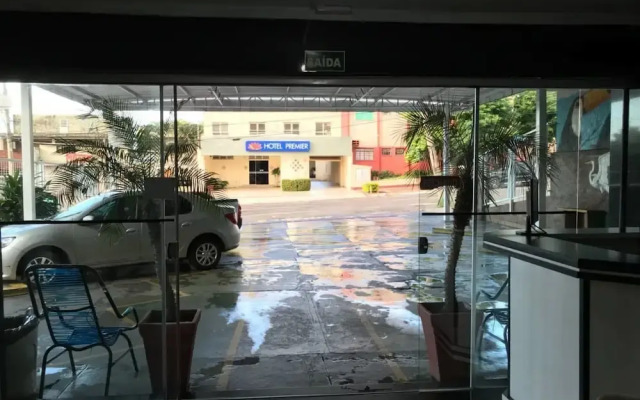 Hotel Papaya Suites