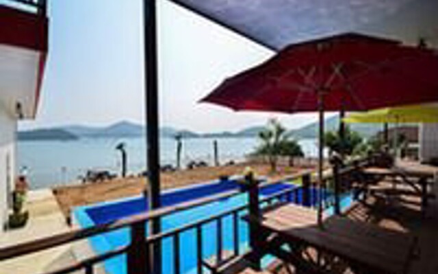 Yeosu Nature Pension