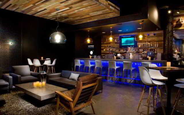 Mammoth Gateway Village