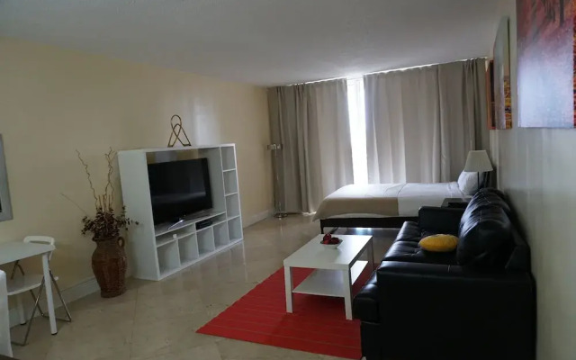 Collins Avenue Apartment