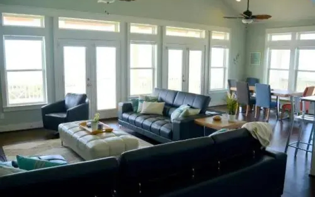 Bella View by RedAwning