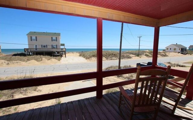 Westside - 3 Br home by RedAwning