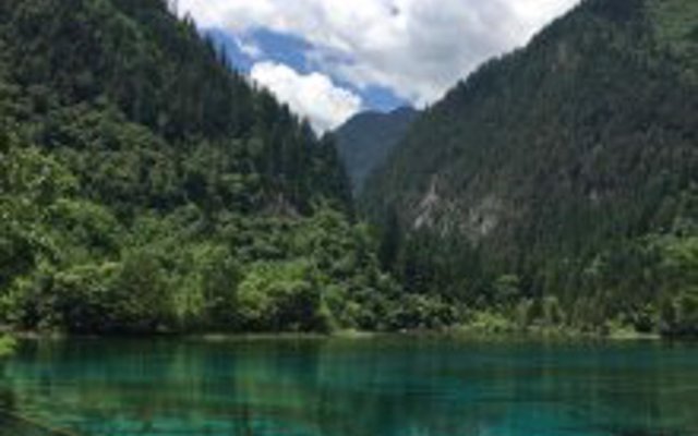 Jiuzhaigou Yue Ding Inn