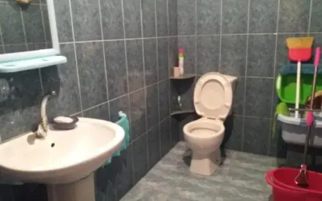 Guest House Guna