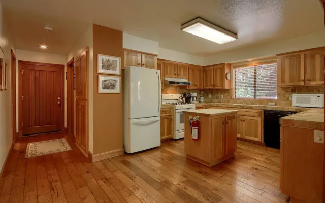 Mariposa Heights