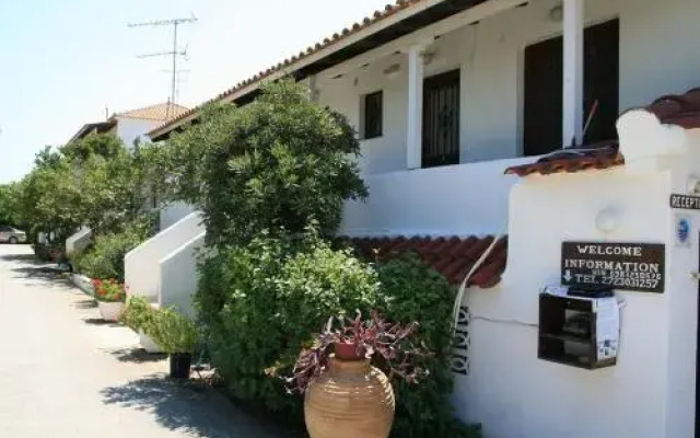 Melina Apartments