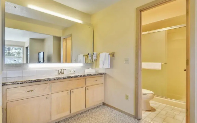 zRidge Condo 03