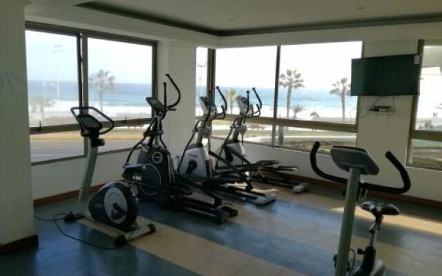 Condominio Mar Egeo, frente a la playa