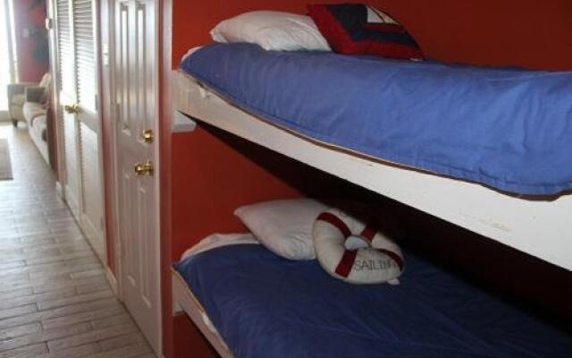 Royal Palms 1107 by RedAwning