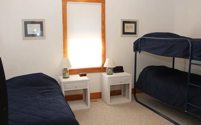 Andermeer - 4 Br Home