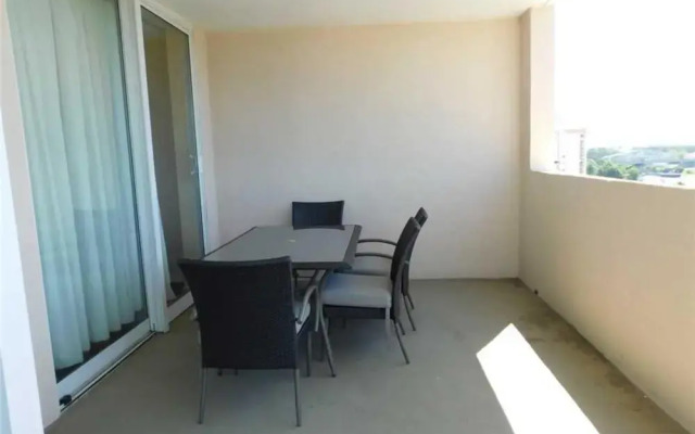 Yacht Club Villas Unit 703 - 3 Br Condo
