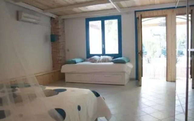 Blue B&B