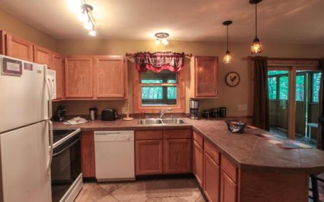 Couples Paradise - Hocking Hills