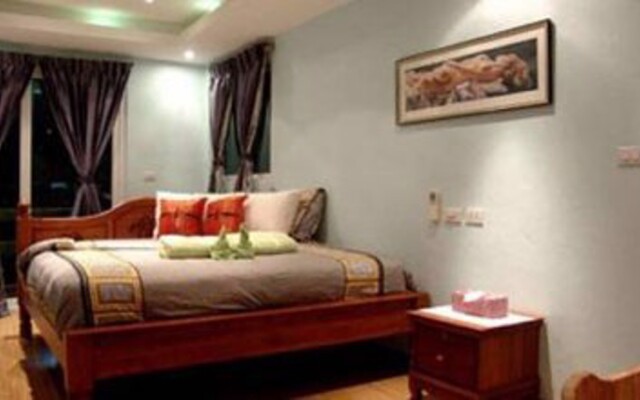 The Bee & B Guest House