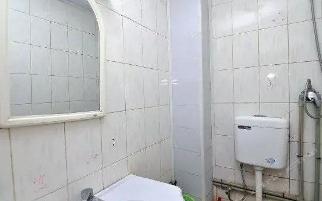 Qujing Luoping Hongyuan Guesthouse