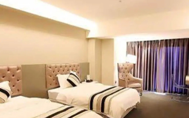 Hongtu Royal Business Hotel