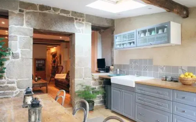 Town House In Quaint Breton Village