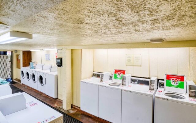 Kihei Bay Surf #136 - Studio Br Condo