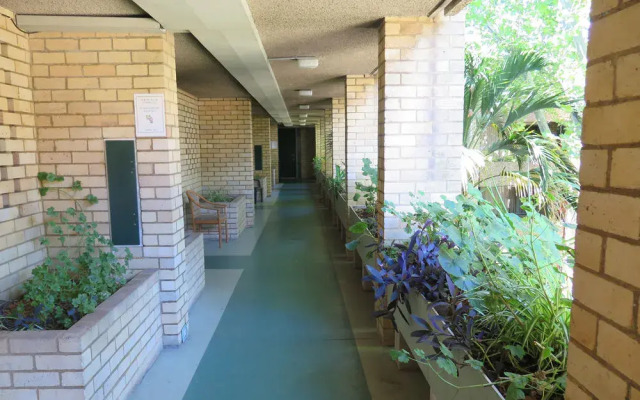 AMG Motel and Serviced Apartments