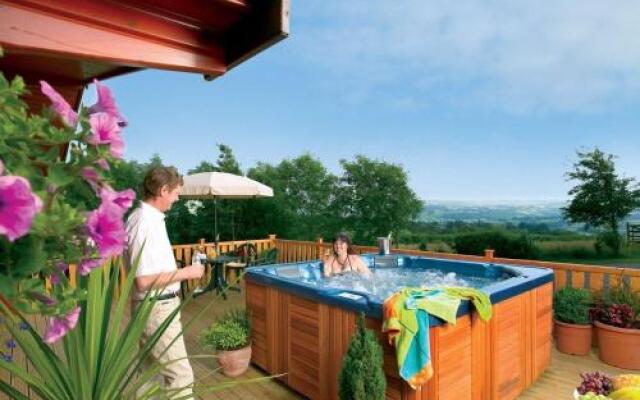 Belan Bach Lodges
