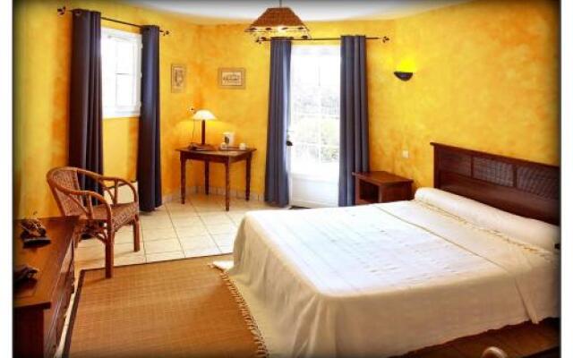 Le Relais de lAutize