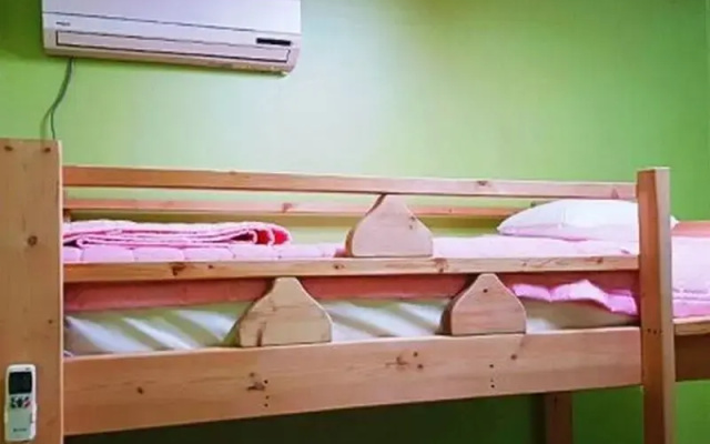 Hamdeok Agit Guesthouse