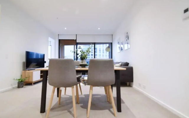 HFN Crown Southbank Riverside Apartment