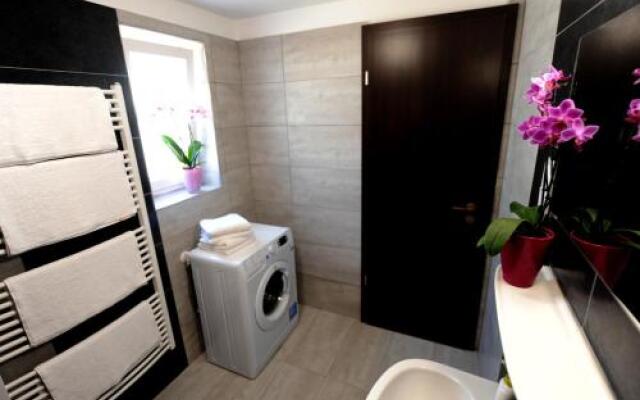 Tiszaligeti Motel & Camping