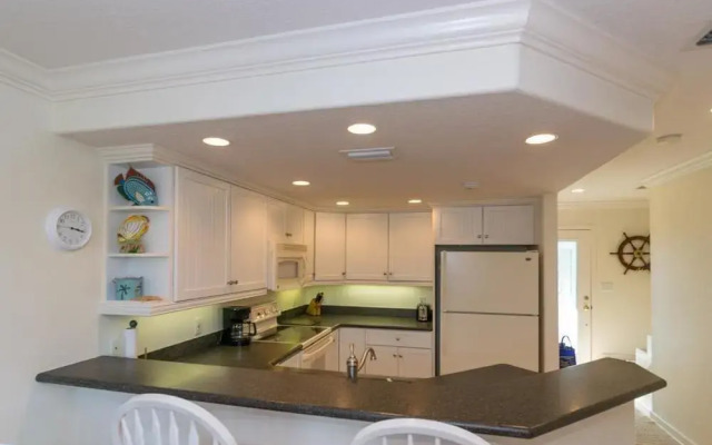 Terrace Condo 2 by RedAwning