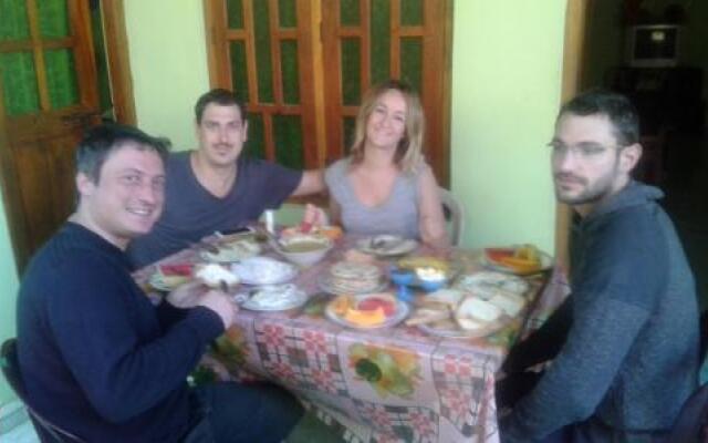Yoho Little Paradise Homestay