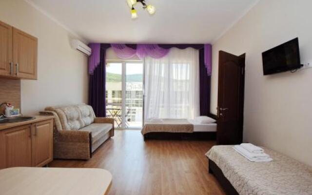 Elektra Guest House