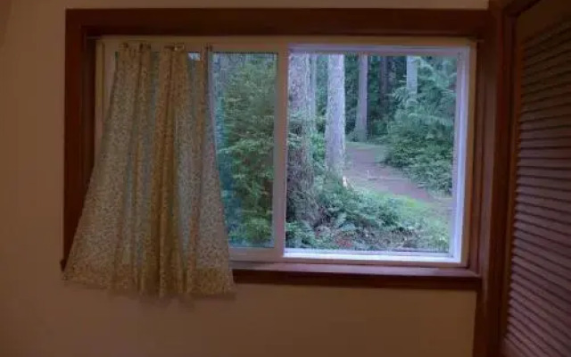 Dolly Mops Cabin