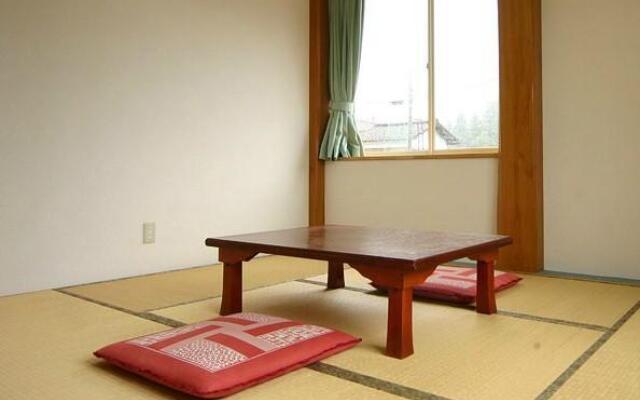 Nakasumi Ryokan