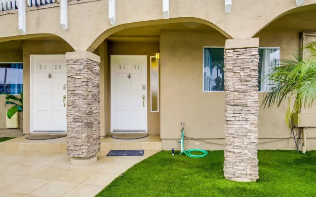 OB Loungin 2 - 2 Br Townhouse