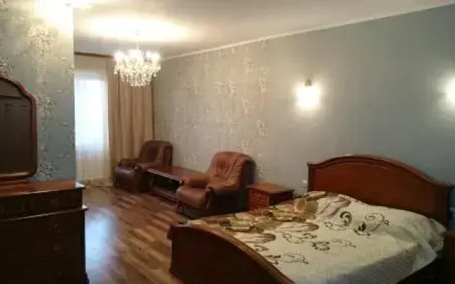 Apartments Narymskiy Square