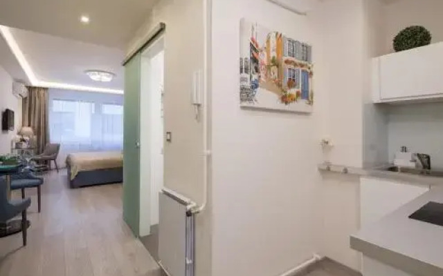 d.Five Danube Corso Boutique Apartment
