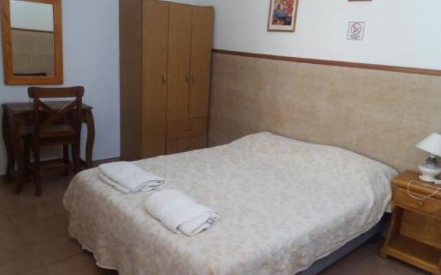 Apartamentos La Esmeralda