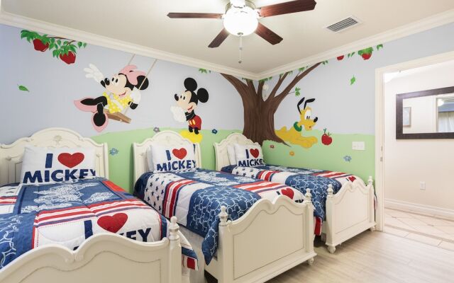 RVH_234 Whisper Way Charm